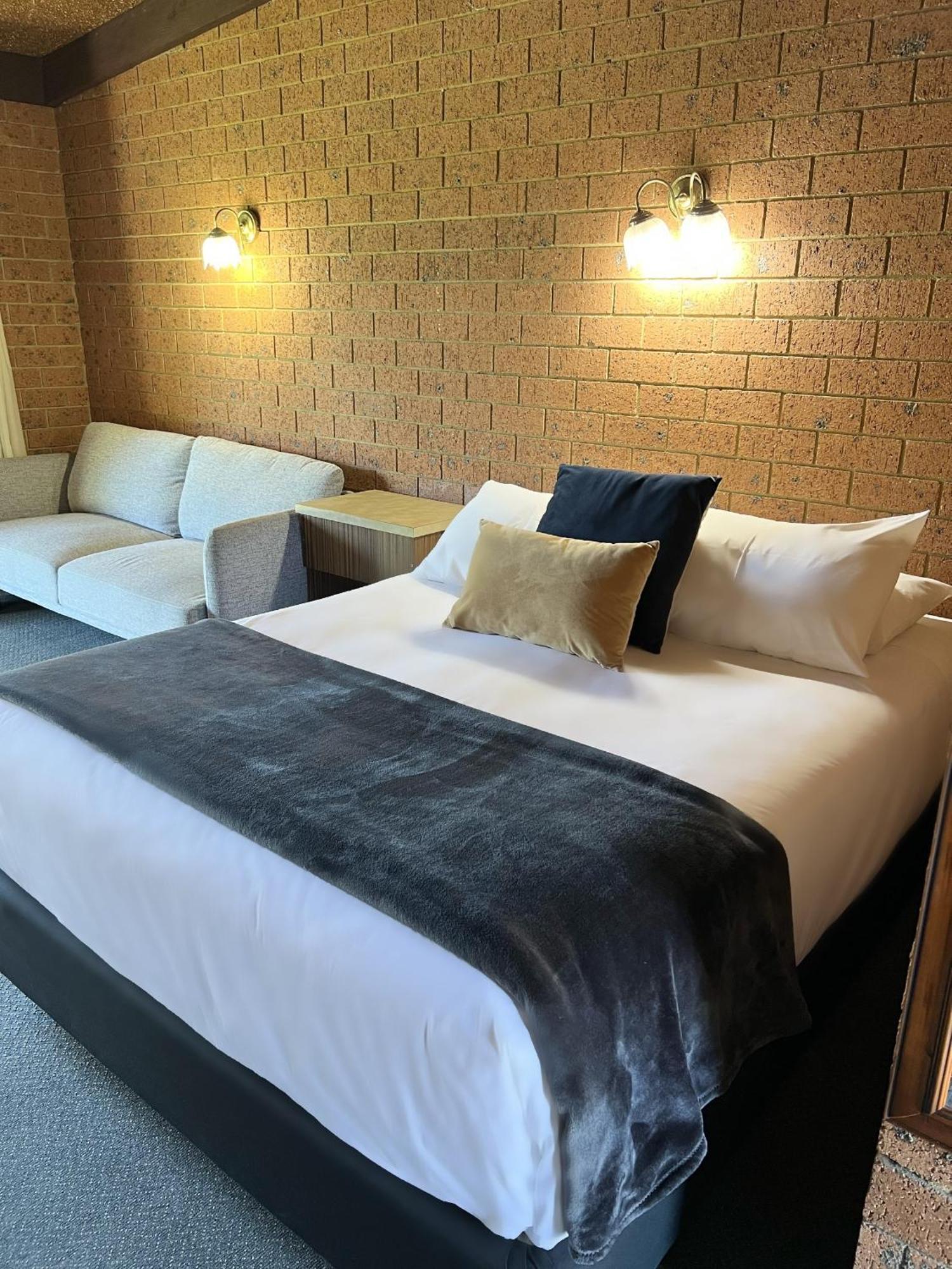 Alexandra Motor Inn Экстерьер фото