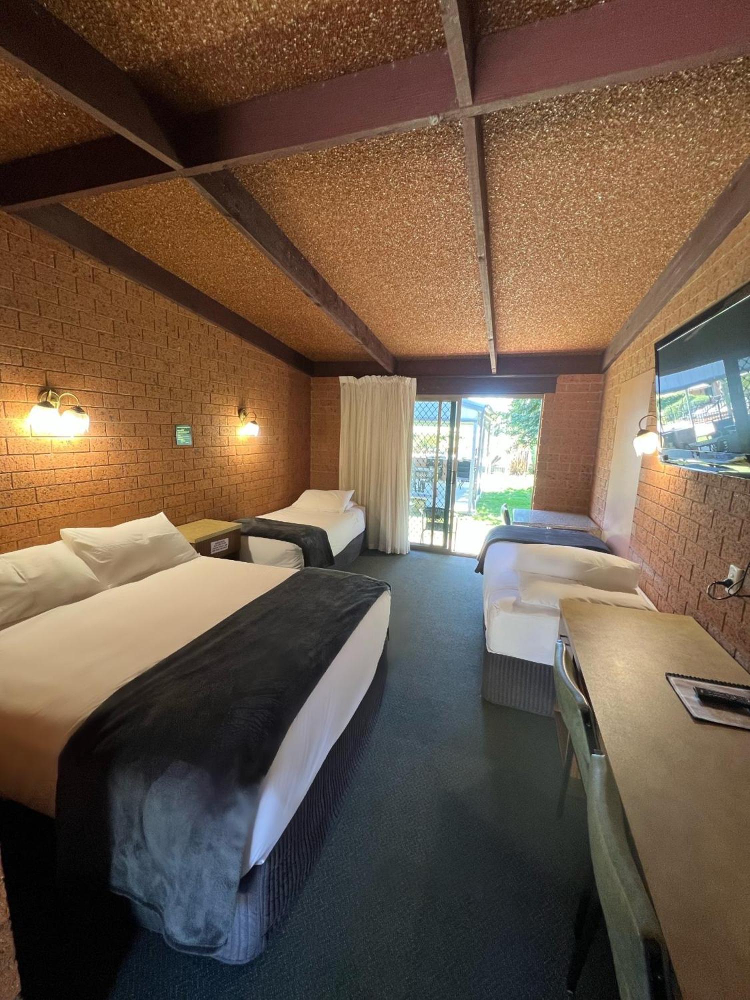Alexandra Motor Inn Экстерьер фото